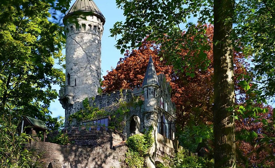 Burg Henneberg, Hamburg, Germany, Germany